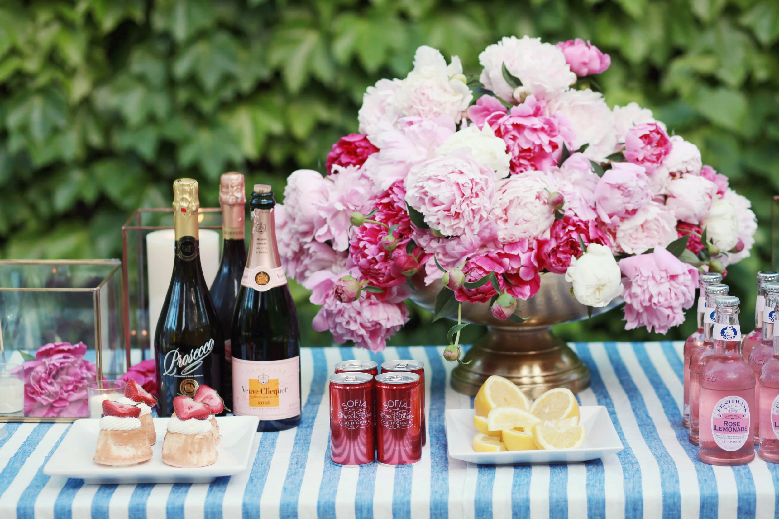 1 image and styling: happy. pretty. 