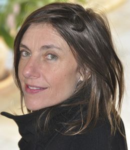 marie minhac, artiste mosaiste