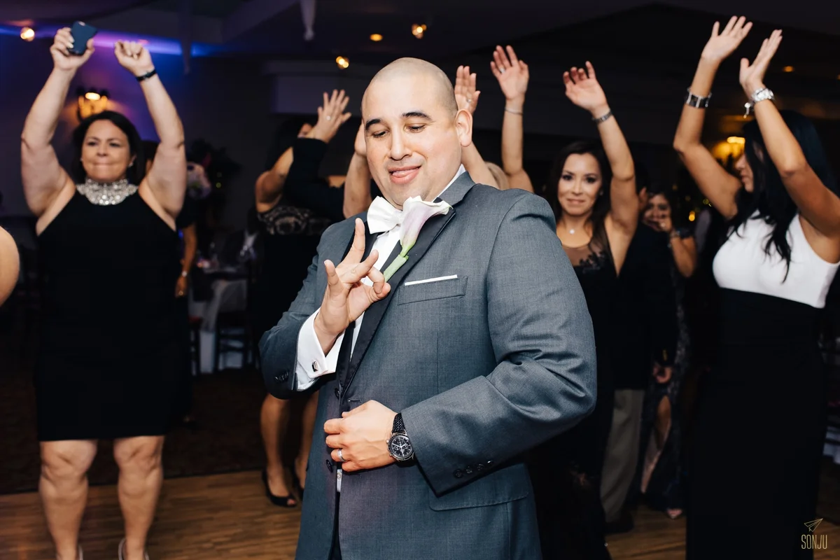 Jacaranda-Country-club-wedding-photographer-florida-venue-sonju-diana-marcos68.jpg