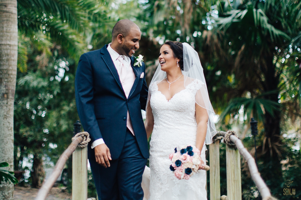 Fort-Lauderdale-Wedding-Photographer-Bamboo-Gallery-Stefanie-Dwayne-Sonju00016.jpg