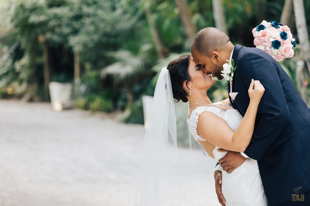 South Florida wedding photographer, davie florida wedding photographer, miami wedding photography, fort lauderdale wedding venue, florida wedding inspiration, florida bride, paper flower bouquet