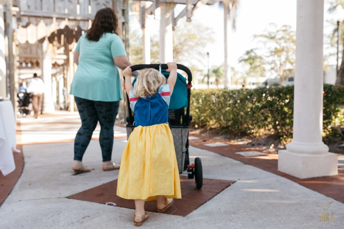 Florida-Day-in-the-Life-Photographer-Documentary-Family-Session-Cables-Sonju00003.jpg