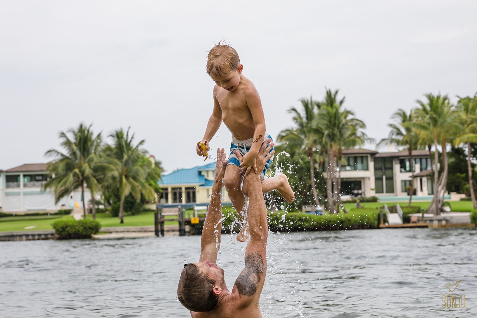 Florida-family-photography-documentary-DITL-Jupiter-Sonju00020.jpg