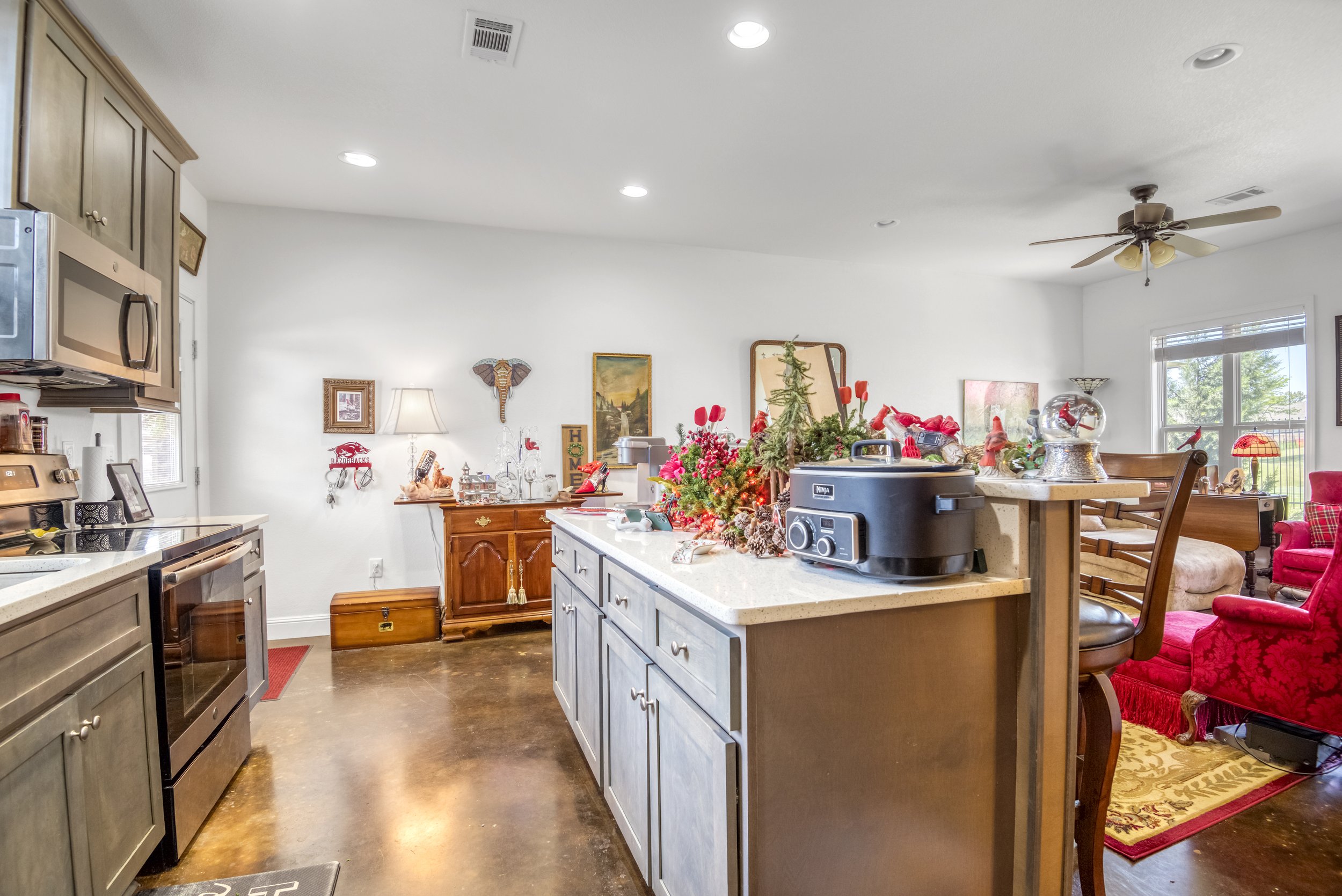 Kitchen | 2 Bedroom 2.5 Bath Townhome | The Cabernet