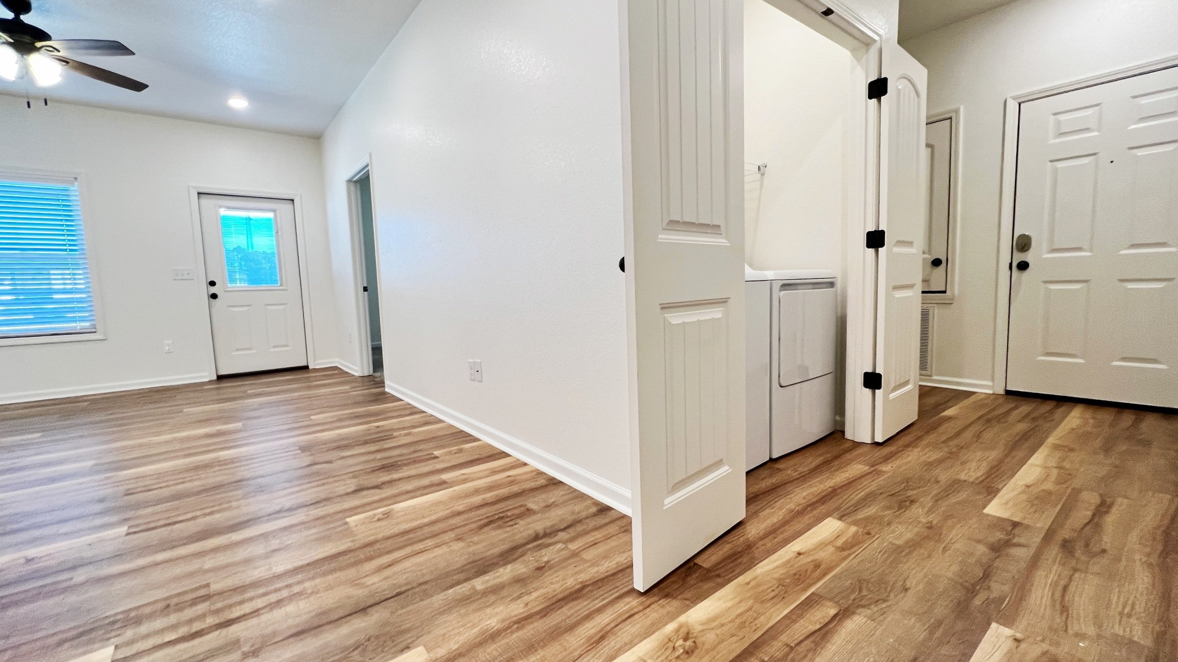 In-Unit Laundry | 2 Bedroom 2 Bath Apartment | The Chardonnay