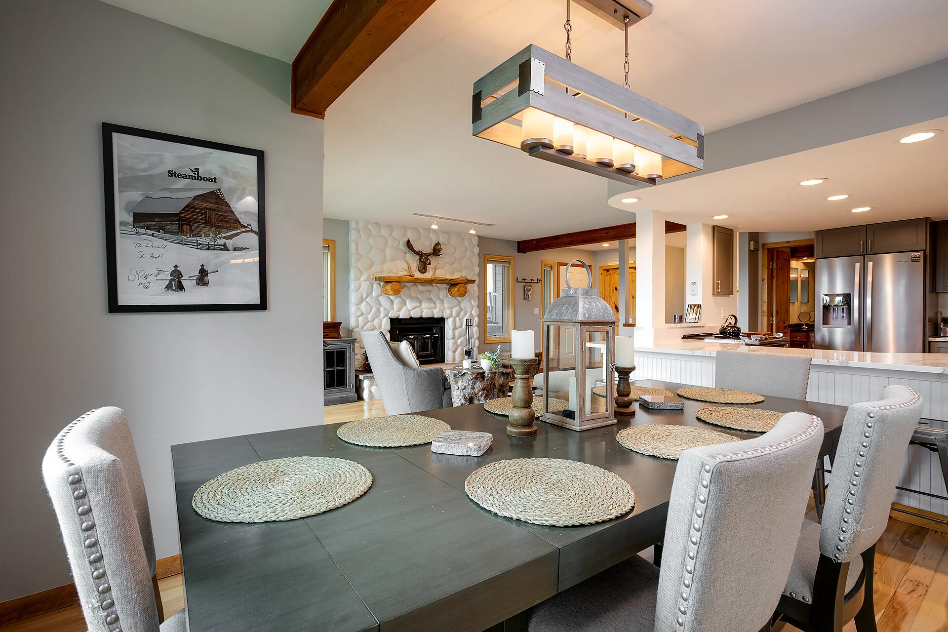 2525_Daybreak_Ct_103_Dining2.jpg