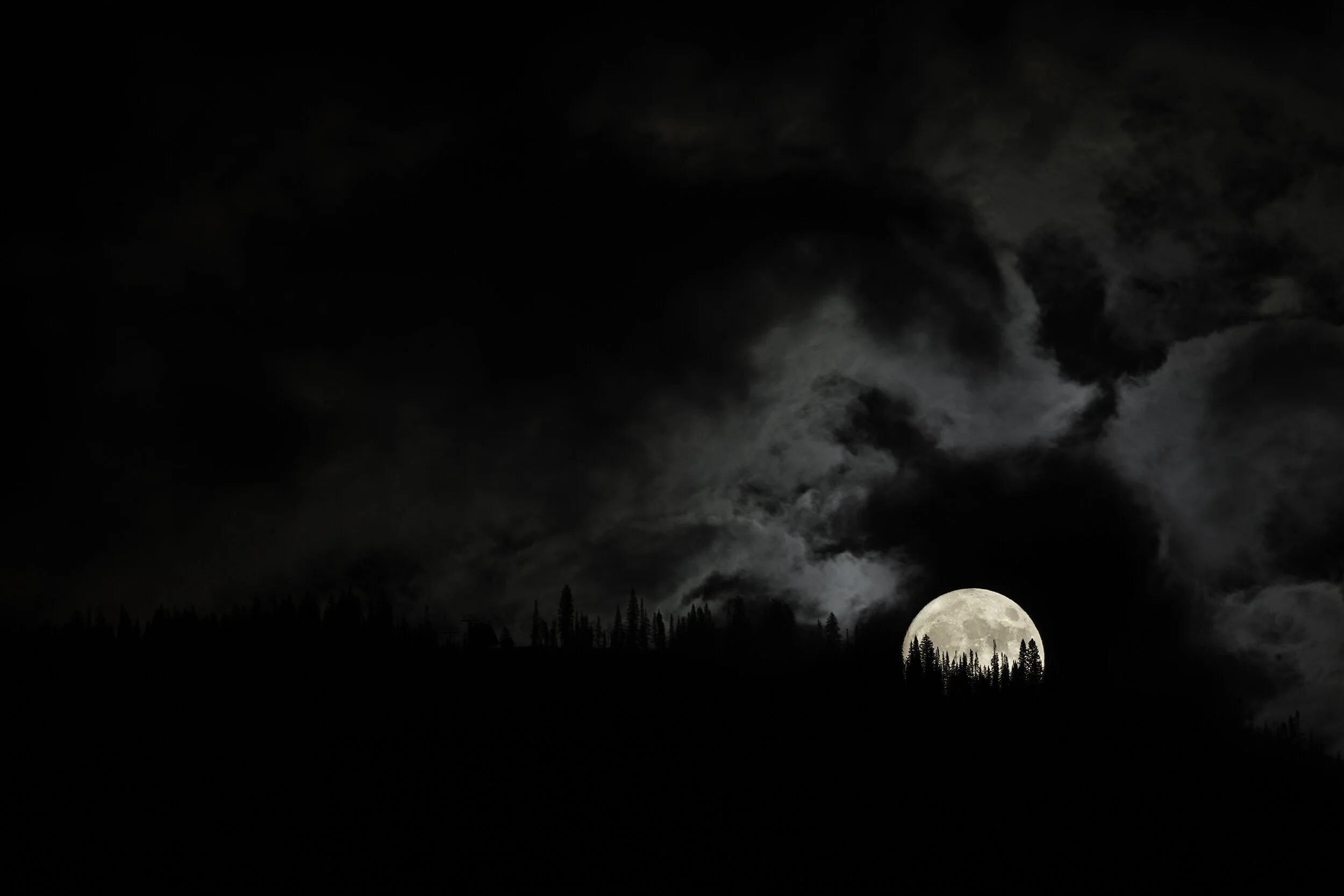 Rare_Supermoon.jpg