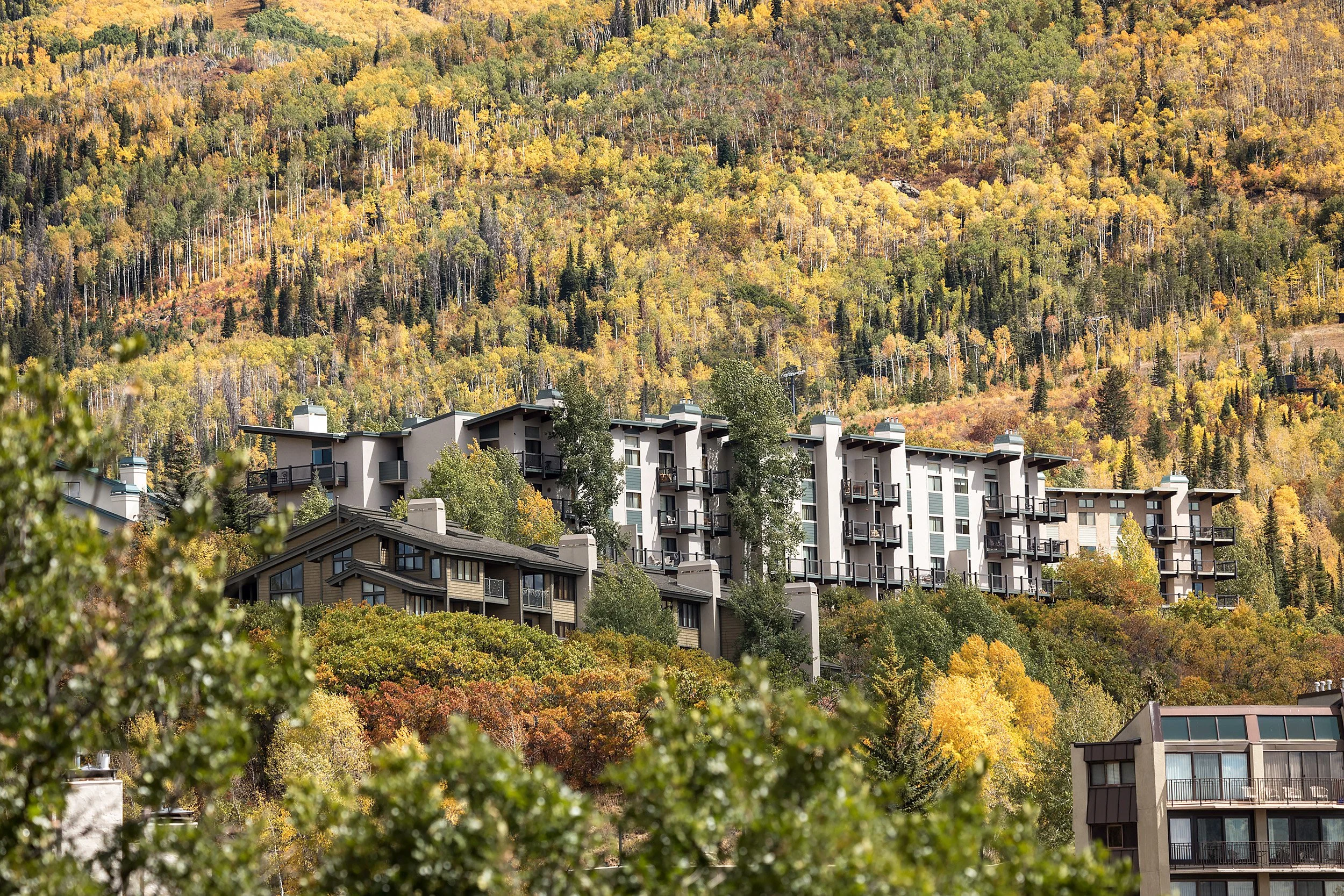 Storm-Meadows-Club-C-Condominiums-08.jpg