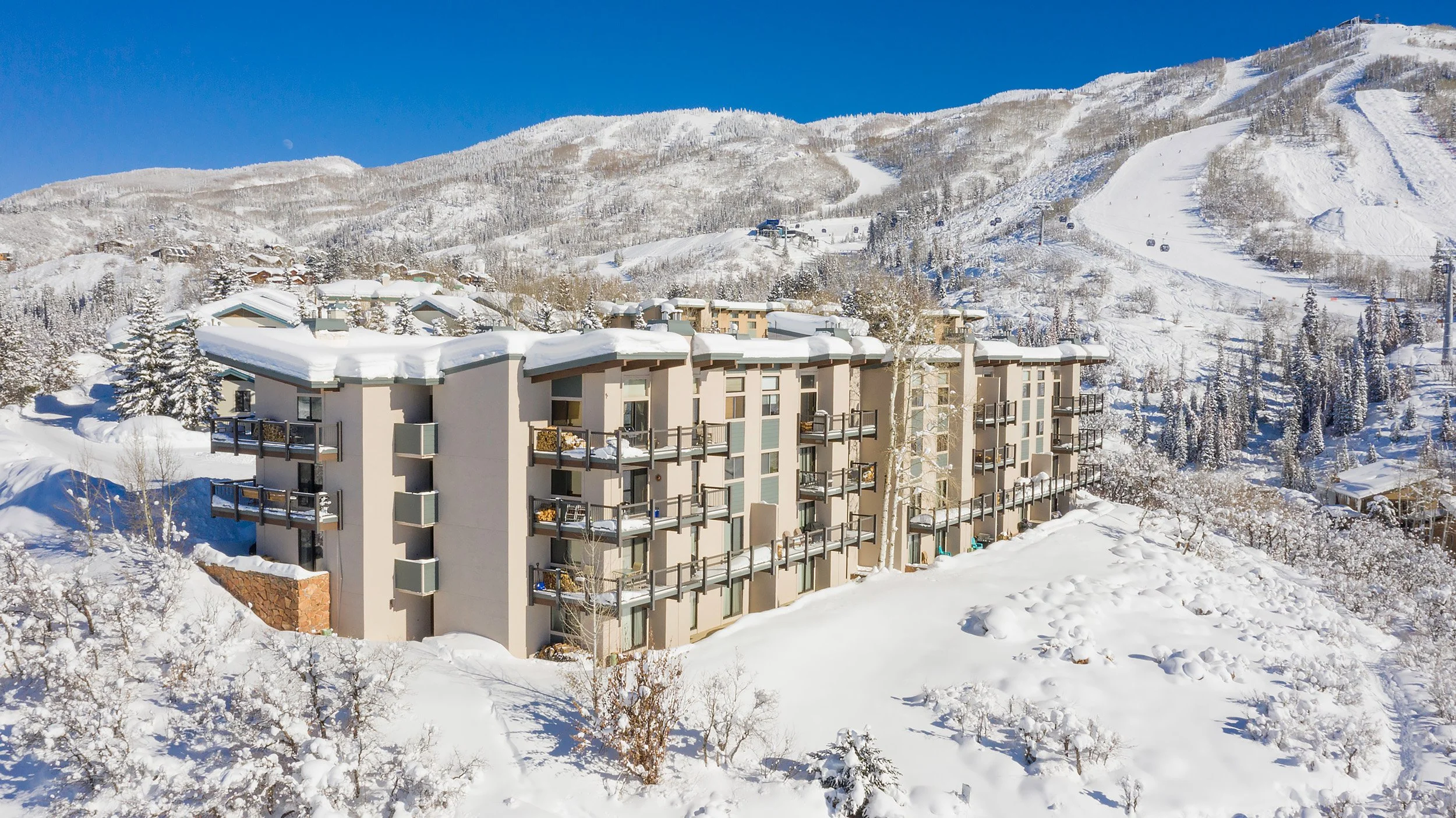 Storm-Meadows-Club-C-Condominiums-12.jpg