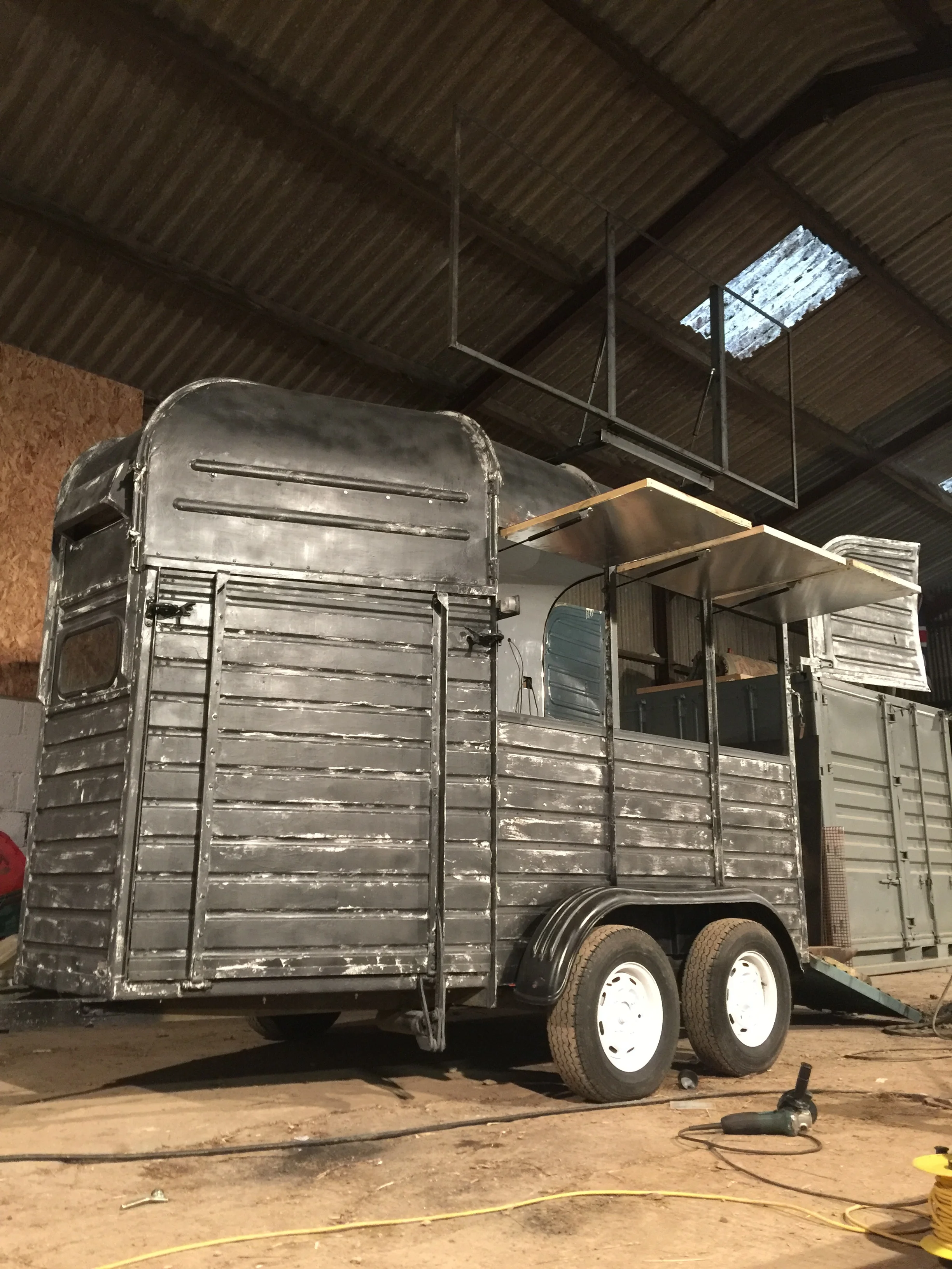 Catering outlet fabrication