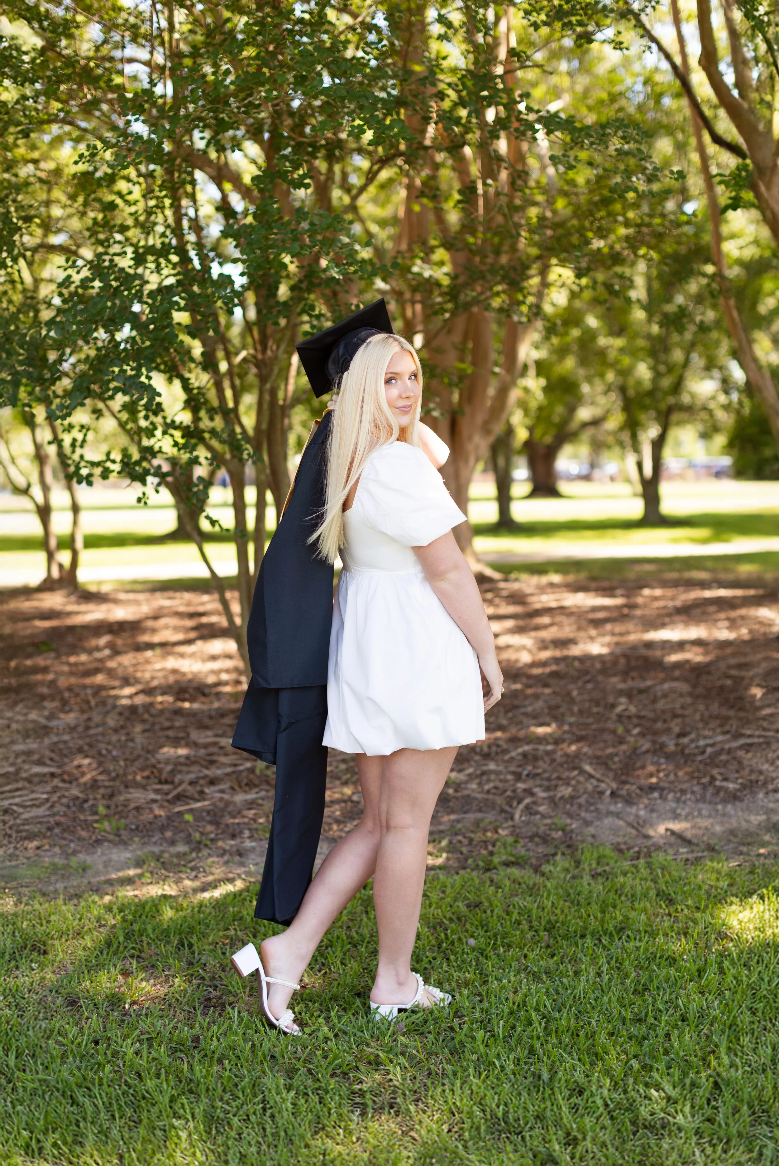 Cap + Gown Minis [2025]-5338.jpg