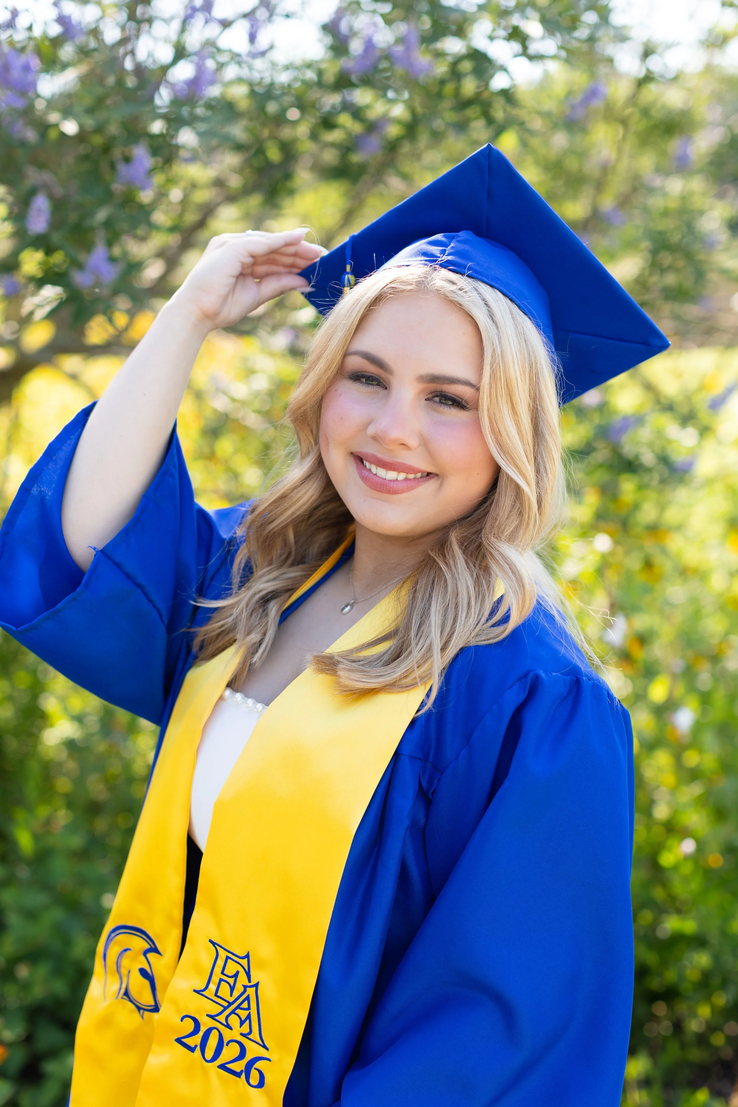 Cap + Gown Minis [2026]-0020.jpg
