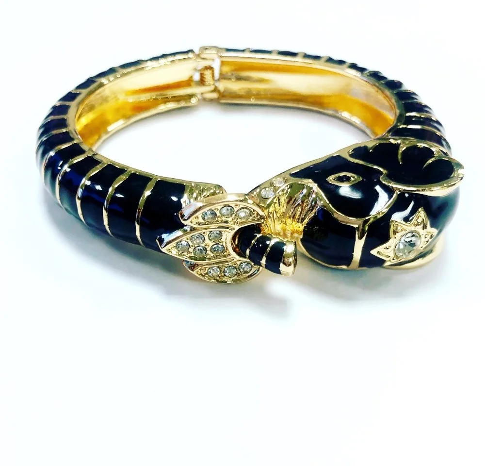 Bracelet.jpg