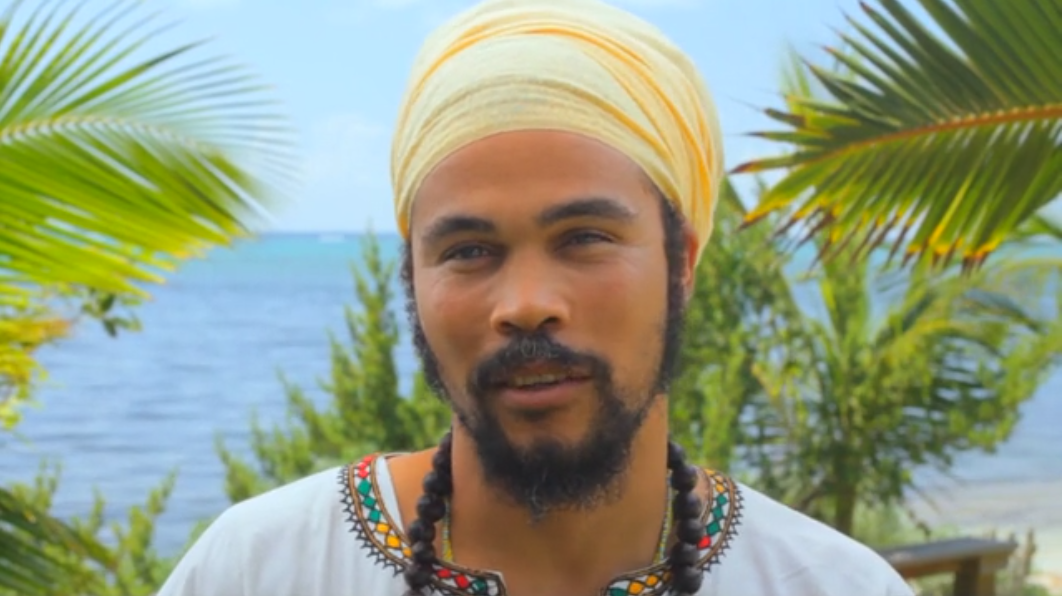  In the Cayman Islands, you’ll discover a warmth that doesn’t just come from a sun: Caymankind. It’s the entire experience of Caymanian culture; 135 different nationalities living in harmony. Caymankind is the sense that you can do more, be more, and