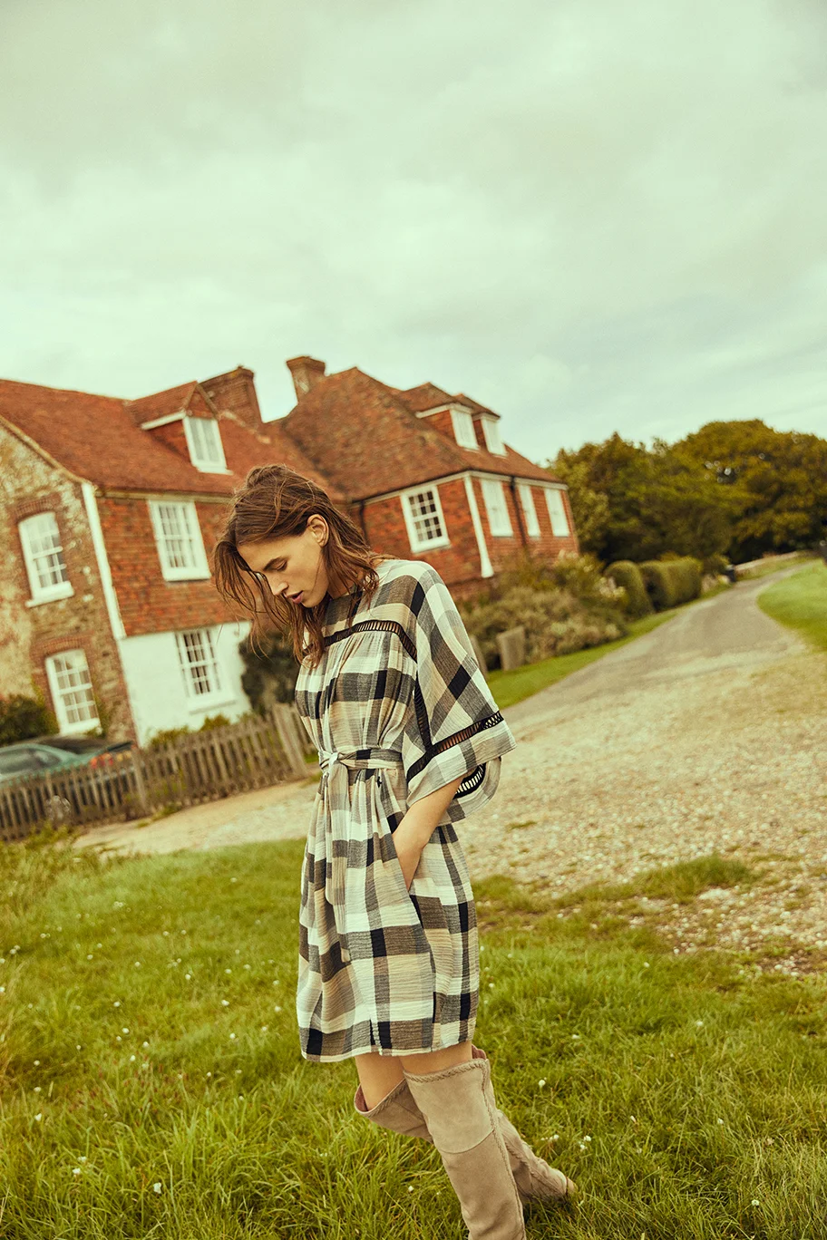 ANTHROPOLOGIE_SEP17_WC_Lookbook_Weekend Away_The Line Up_Plaid Dress_042_post_JR.jpg