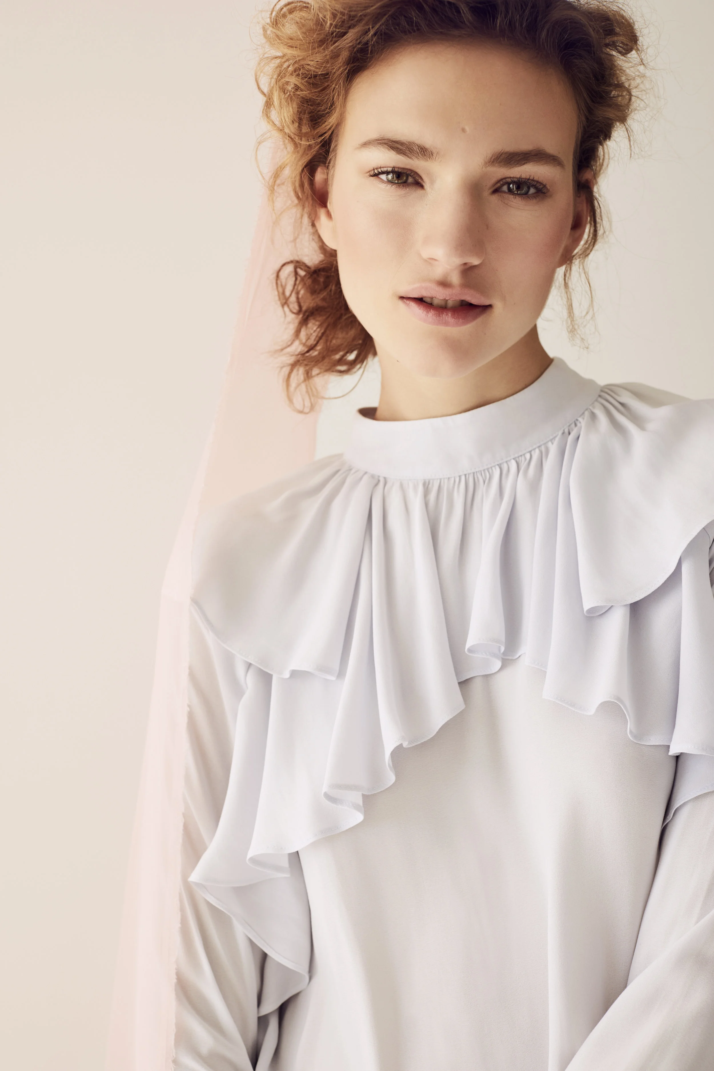 ANT_MARCH_FEMME_BLOUSES_17_WC_FASH_010_125_post_KP.jpg