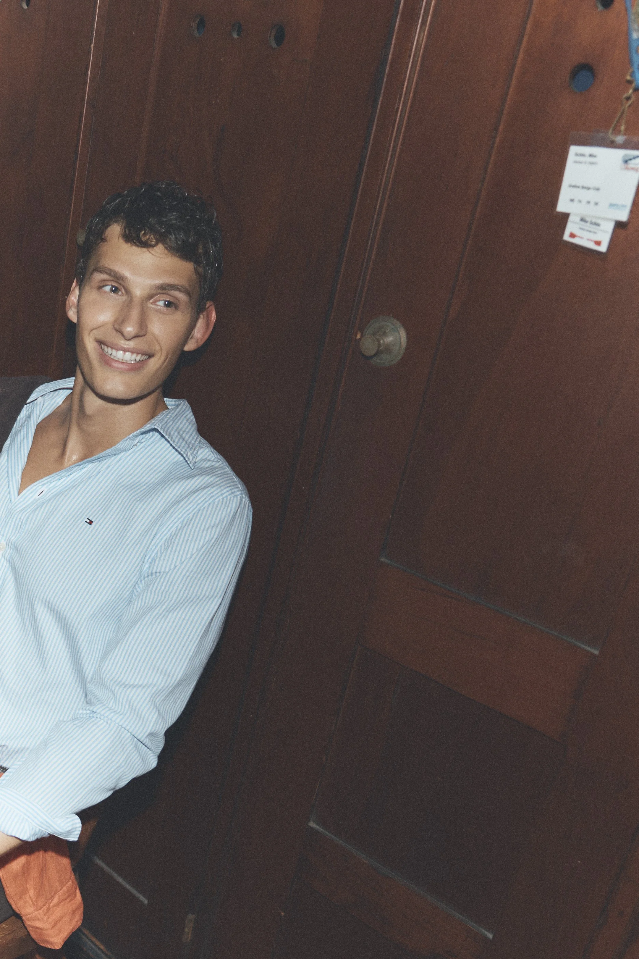 SHOT 10_2025_RAKISH_GENT_5743_v1.jpg