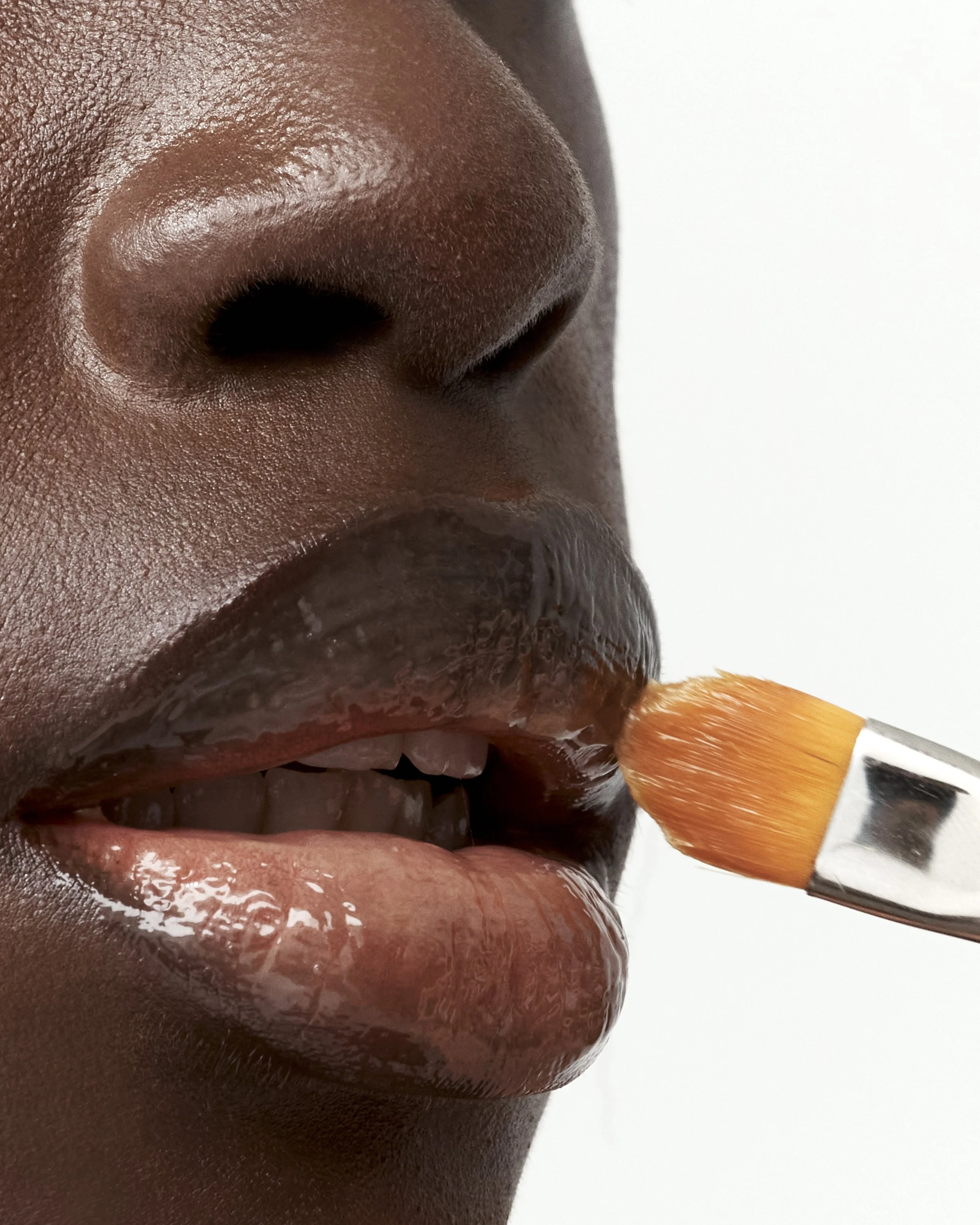 LIPCREAM_DIGITAL_BA_SHOT03_MANGO_052_v1 copy.jpg