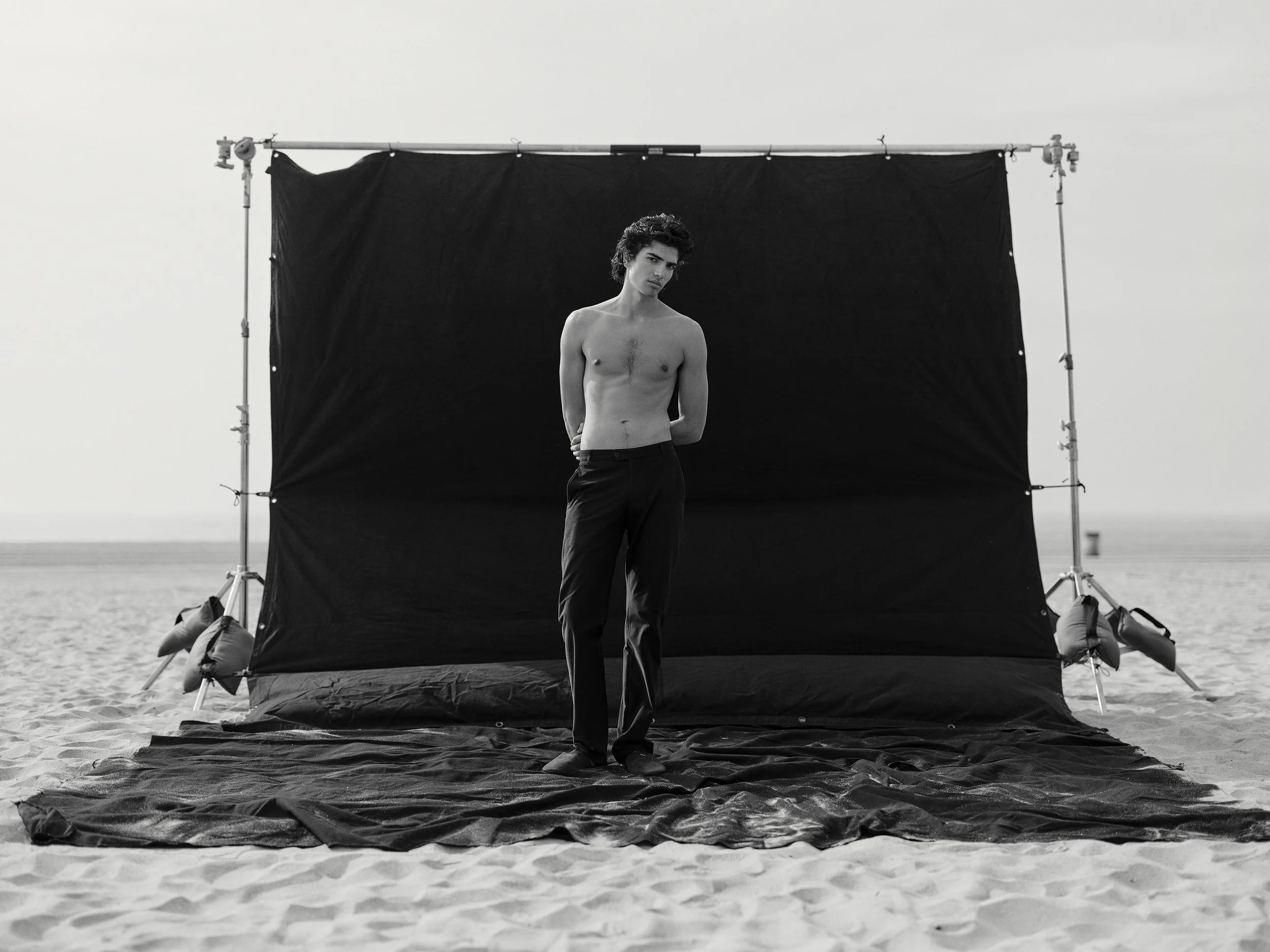 VOGUE SCANDINAVIA_KELLY GALE_ 01_0394_v1_.jpg