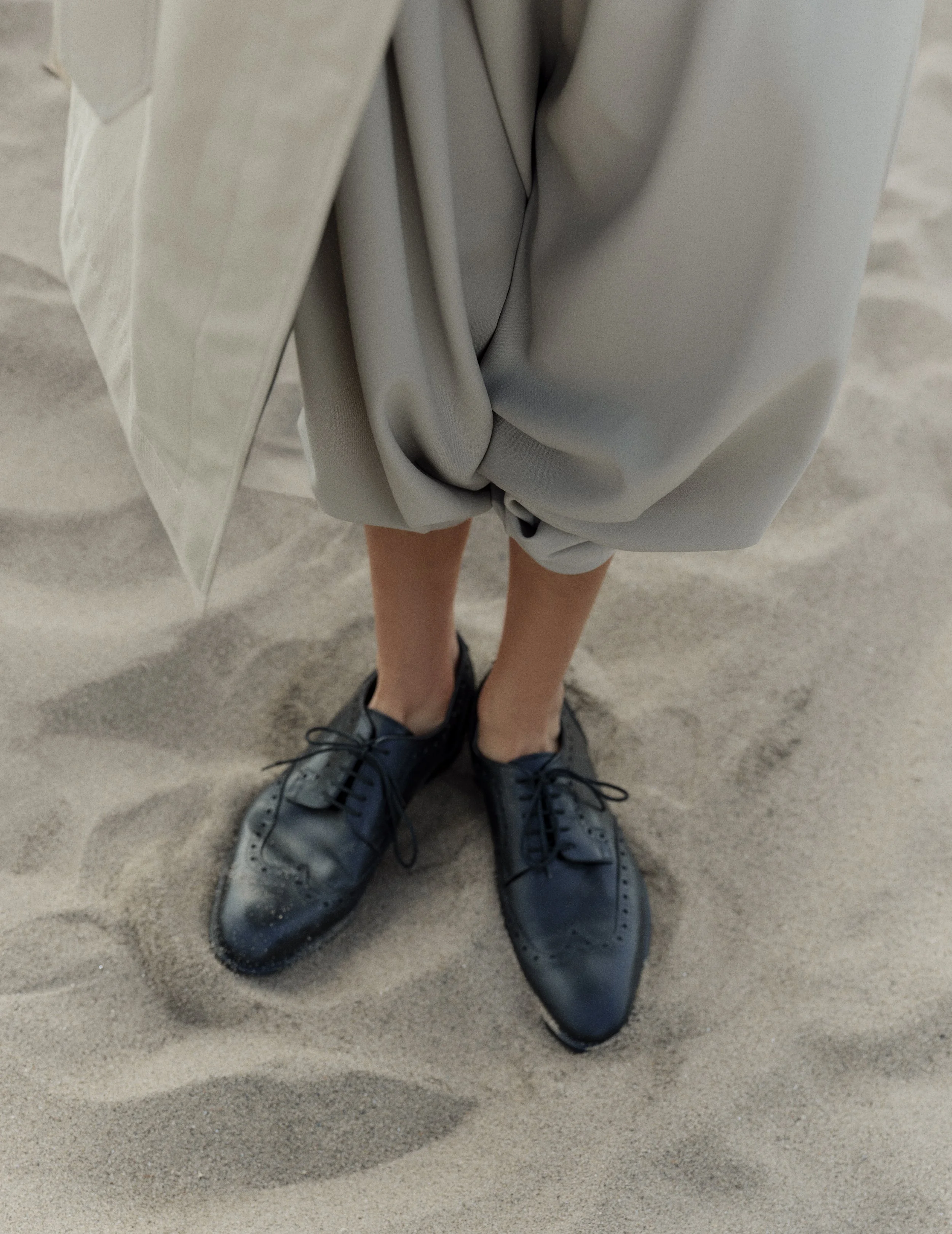 VOGUE SCANDINAVIA_KELLY GALE_ 03_1798_v1_.jpg