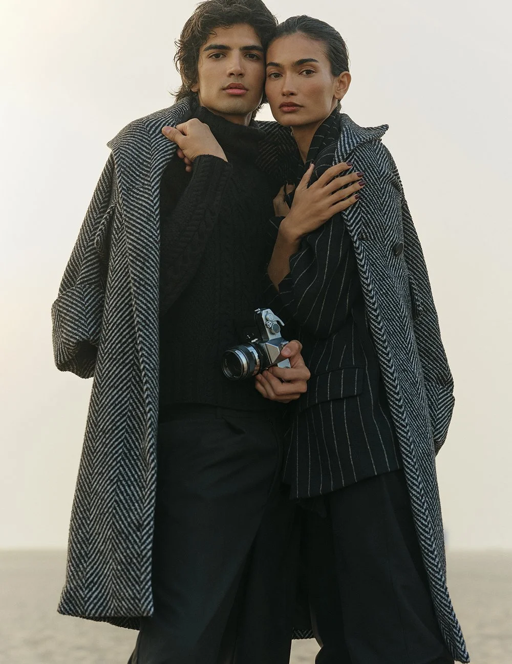 VOGUE SCANDINAVIA_KELLY GALE_ 07_4194_v1_.jpg