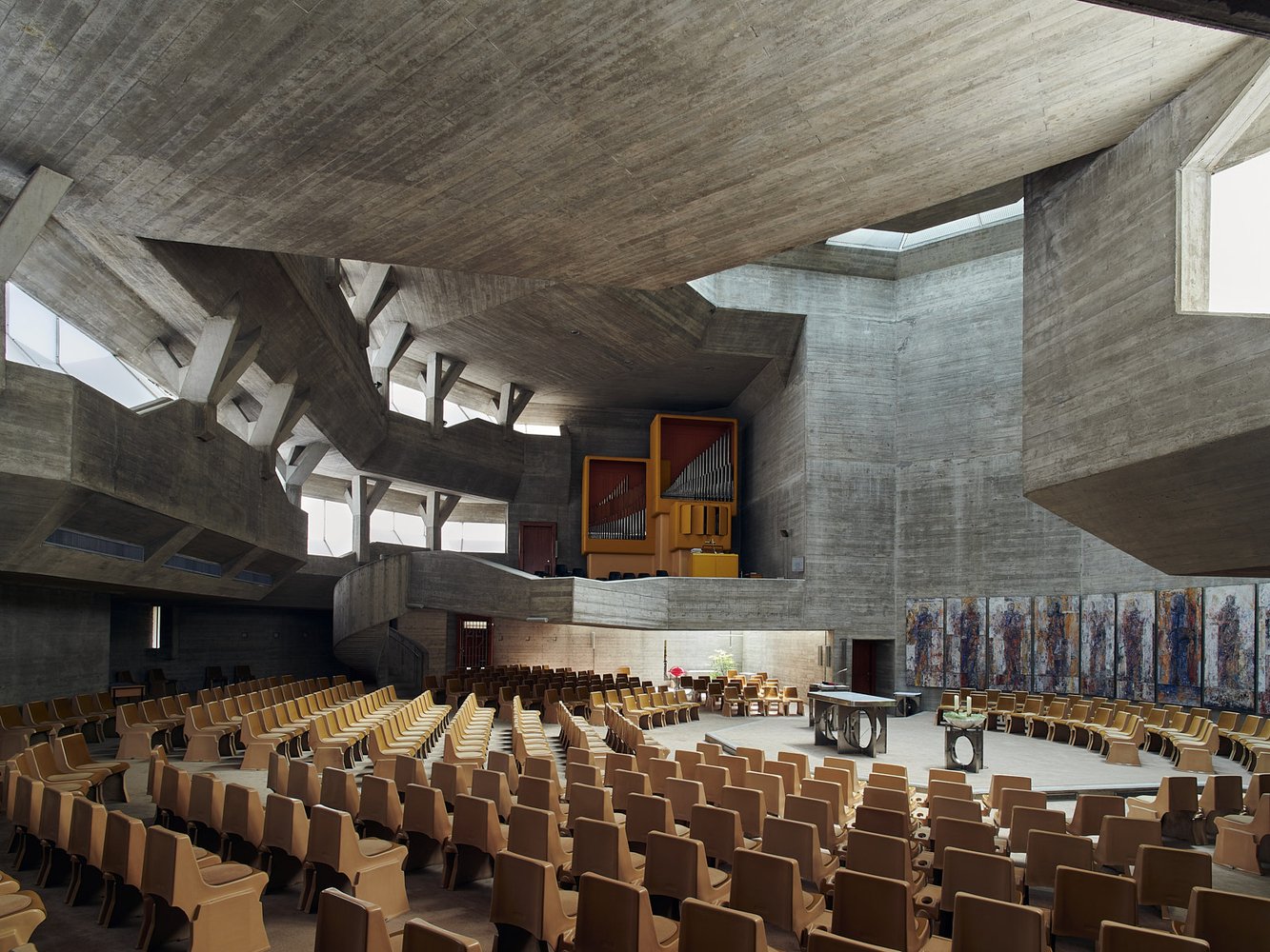 Easter_Church__Oberwart__Austria_-_Günther_Domenig_and_Eilfried_Huth_-_1969_.jpg