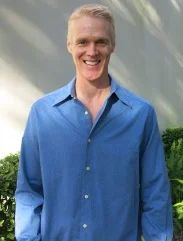 headshot_dj_salisbury.jpg
