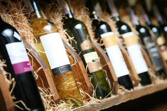 7425ce5d8cf36618_wine.preview.jpg