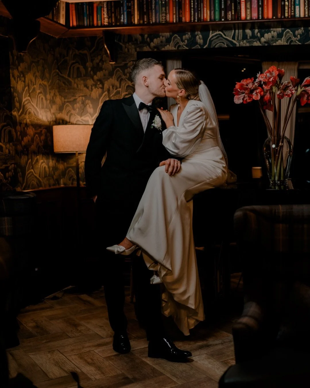 Congratulations, Aoife &amp; Ryan on your incredible wedding day feat. your adorable baby &Eacute;ala. Wishing you all a lifetime of happiness, absolutely in love with these previews!

Images by @bradleyhendersonphoto 
Second photographer @pdp_photog