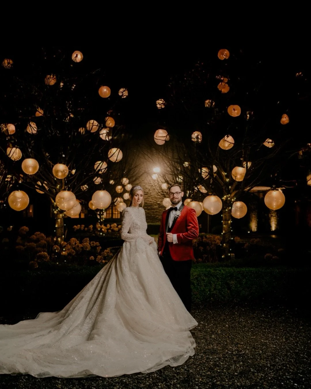 🤍 Roisin&amp; Darragh 🤍
📍 @tankardstownhouse Ireland 

Congratulations to you both, what an incredible day with you both and your gorgeous son Theo. 

@roisinx3 
@angelobridal 
@denisedoeshair 
@bobby_at_motion_media 
@michelletmakeupartist 
@wedd