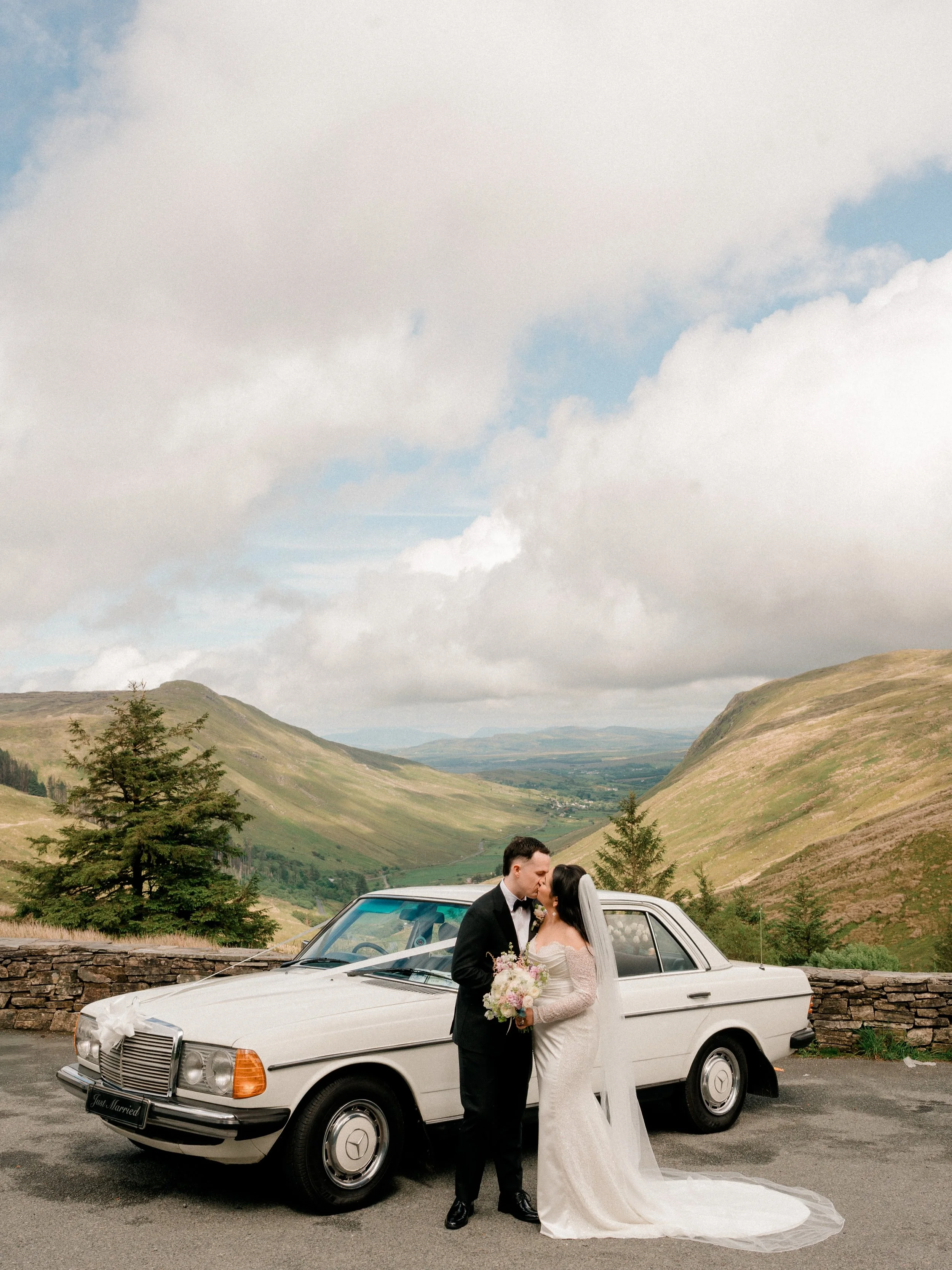 📍 Glengesh Pass looking even more exquisite with newlyweds Rose-Marie &amp; Peter last weekend 🤍

Fun fact: these guys also got engaged here. Full circle moment complete after travelling all the way from Australia to get married in Rose-Marie&rsquo