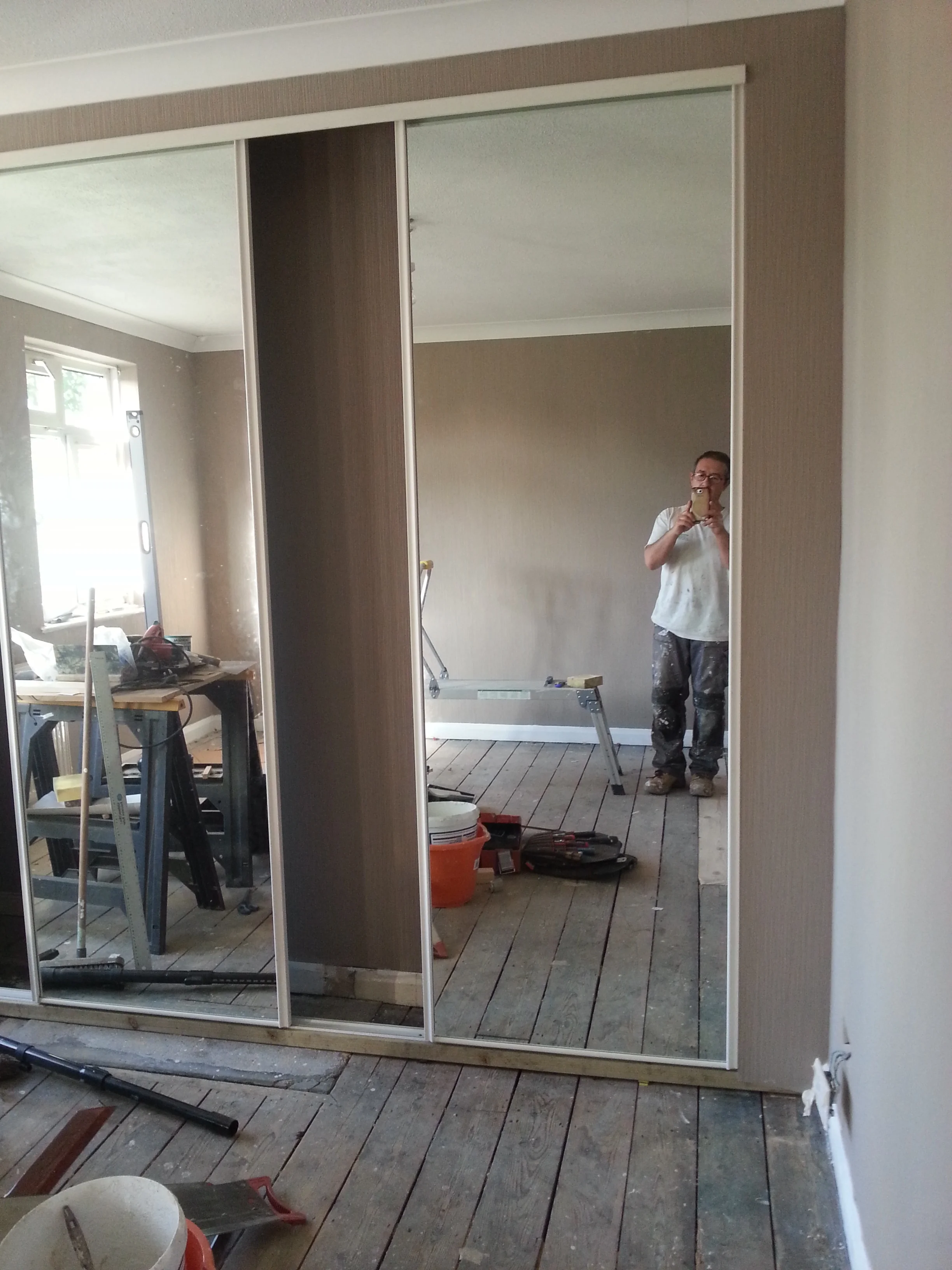 sliding door wardrop