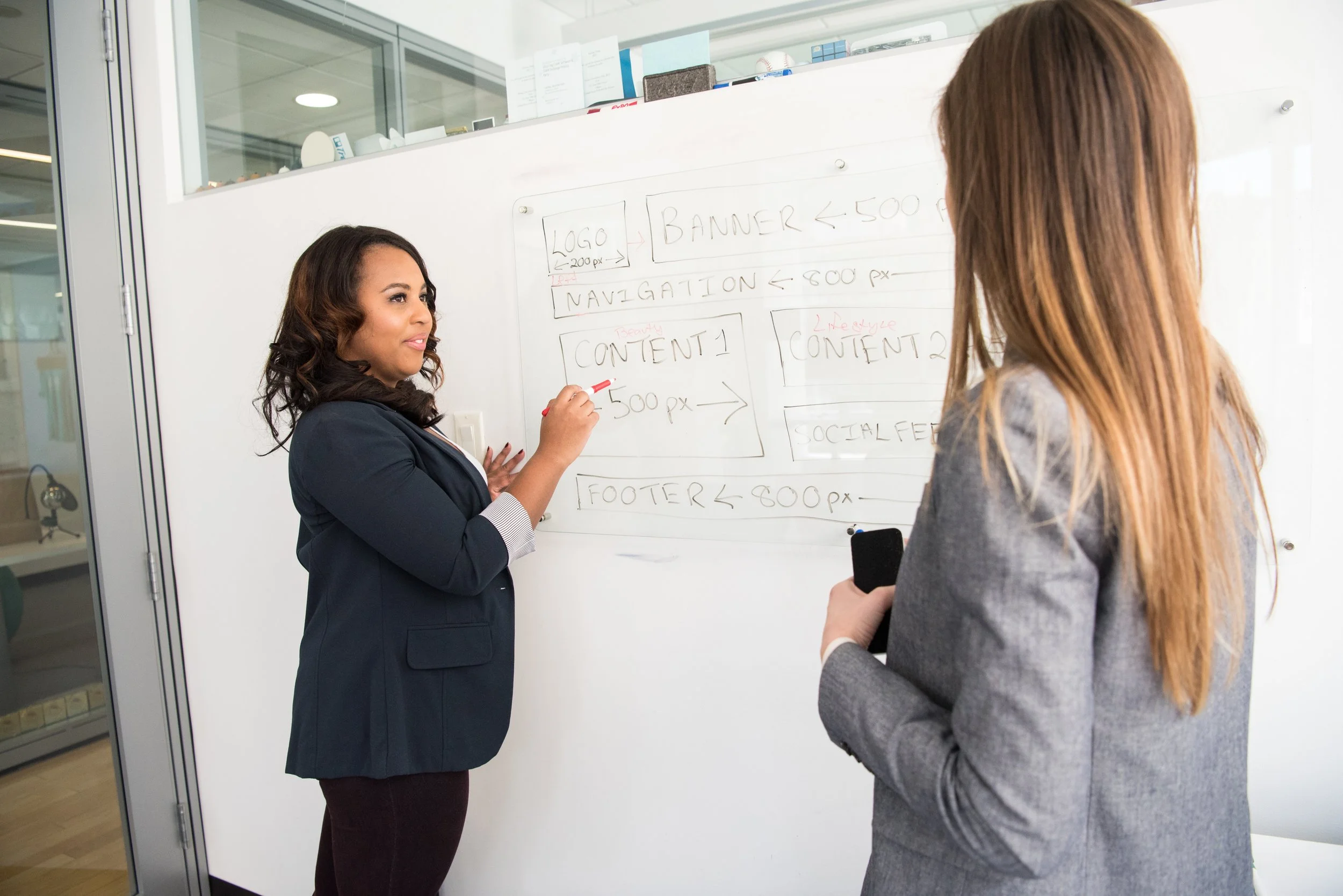 board-employees-facial-expression-1181529.jpg