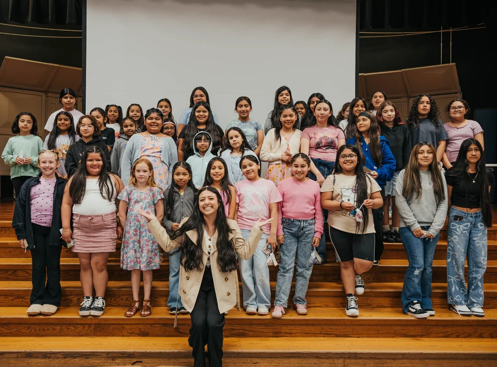 Chicas Youth Development — Adelante Mujeres