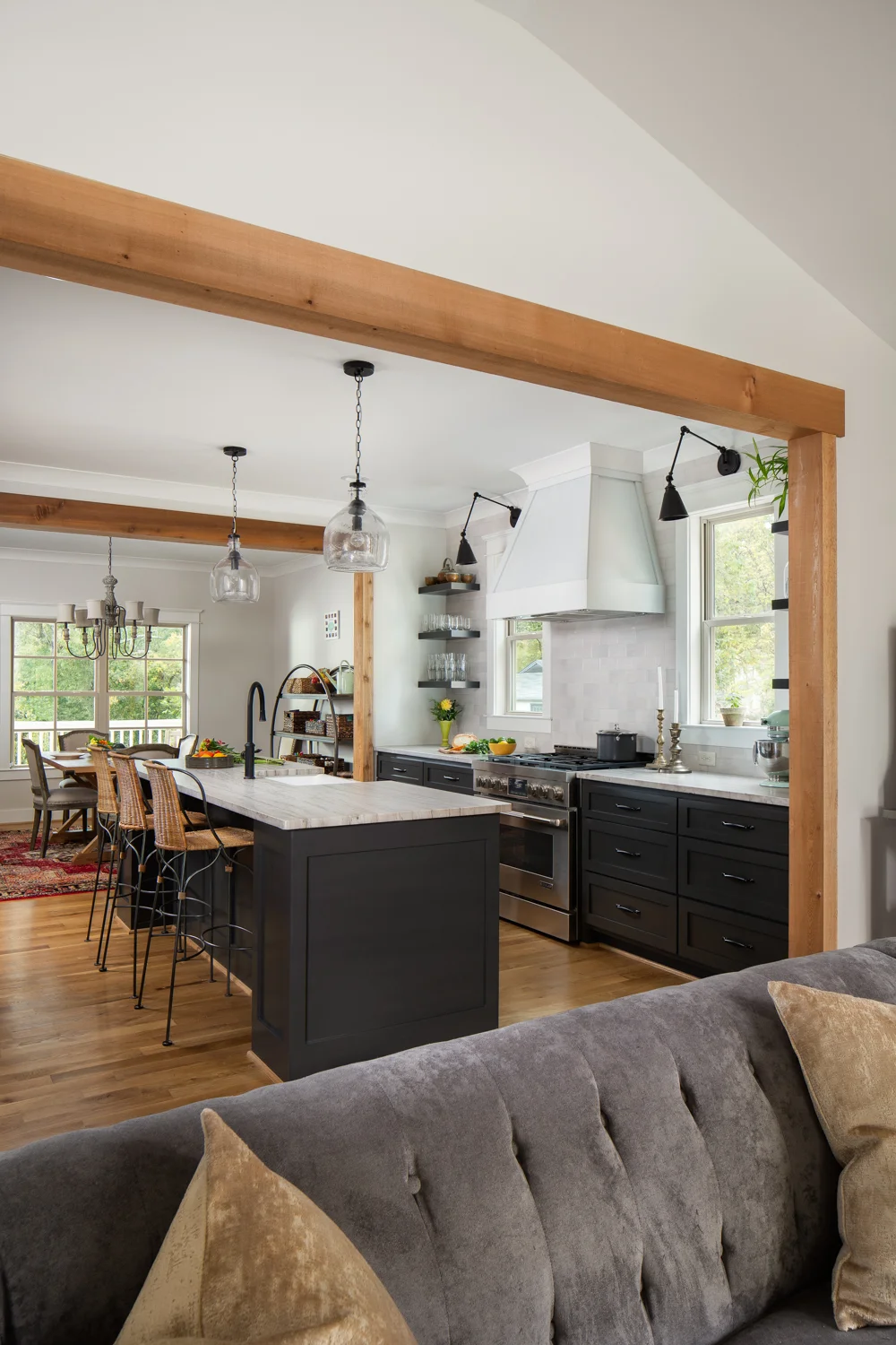 902 Highlands-7.jpg