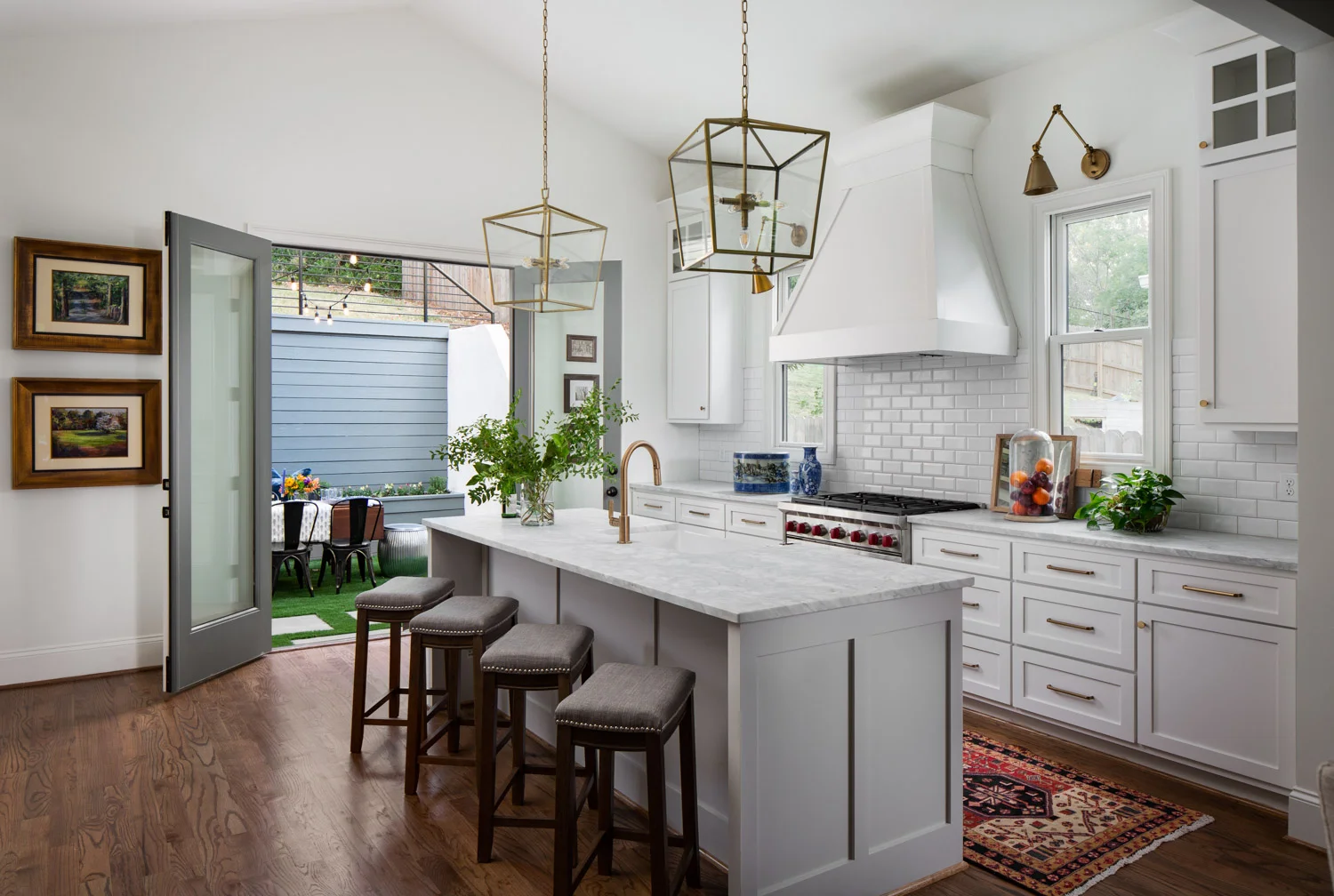 900 Highland-26.jpg