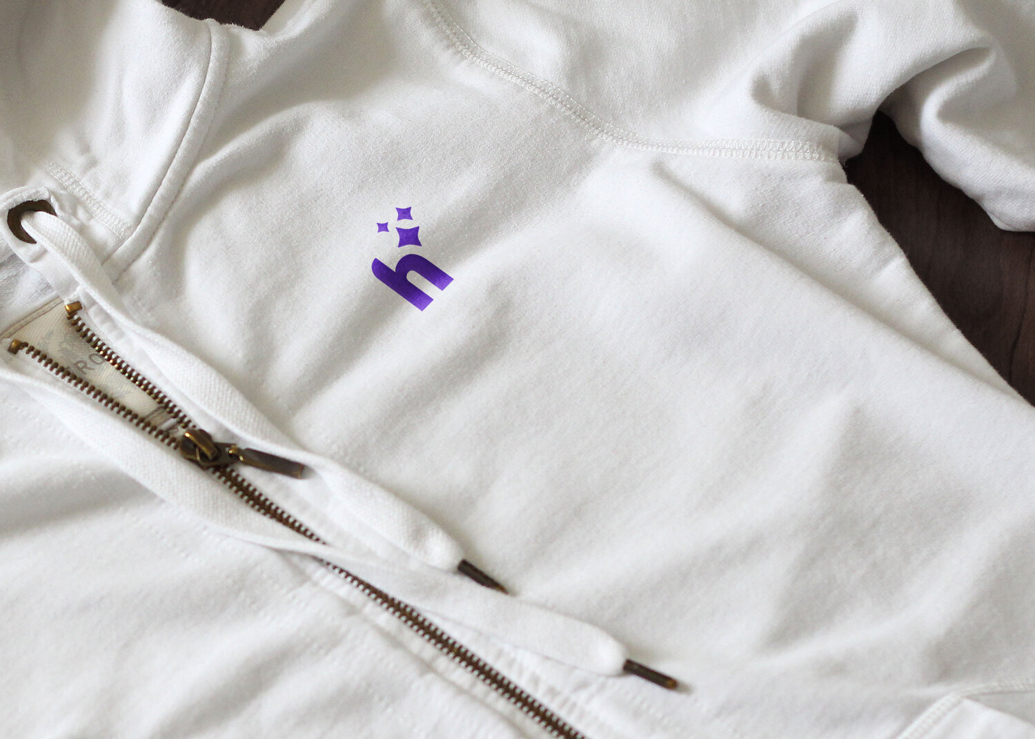 hoodie-02.jpg