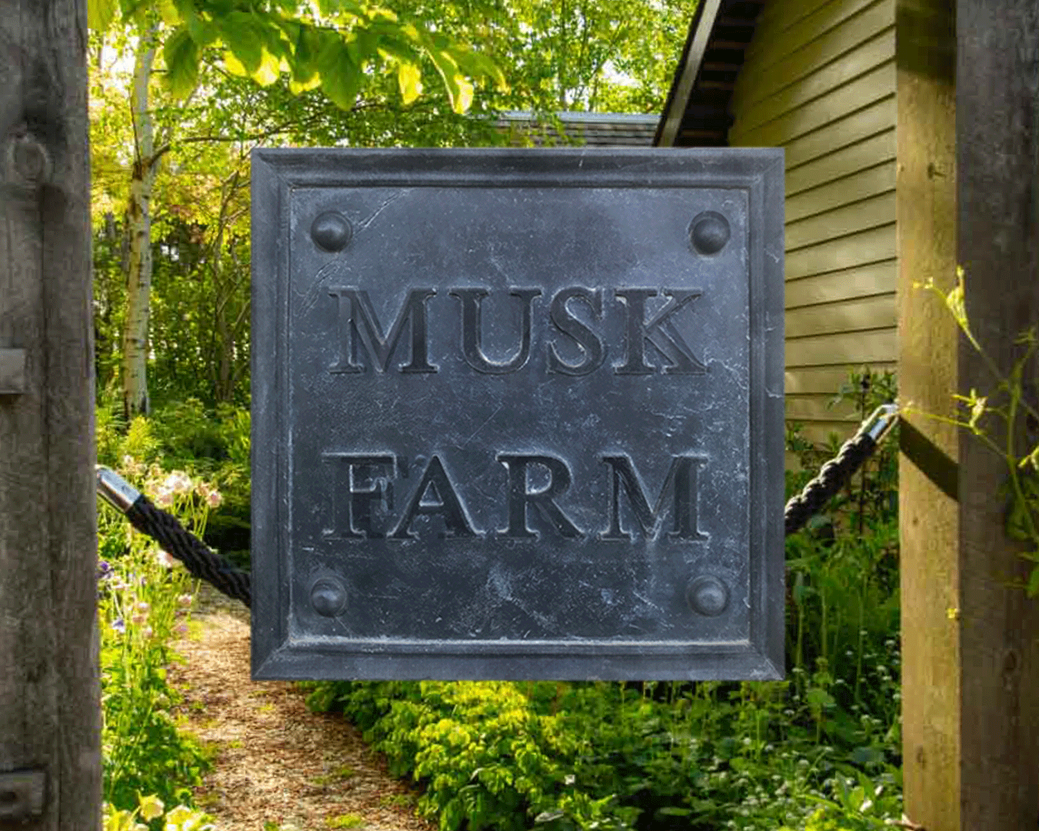1500x1200px_MuskFarm_0002_2.png