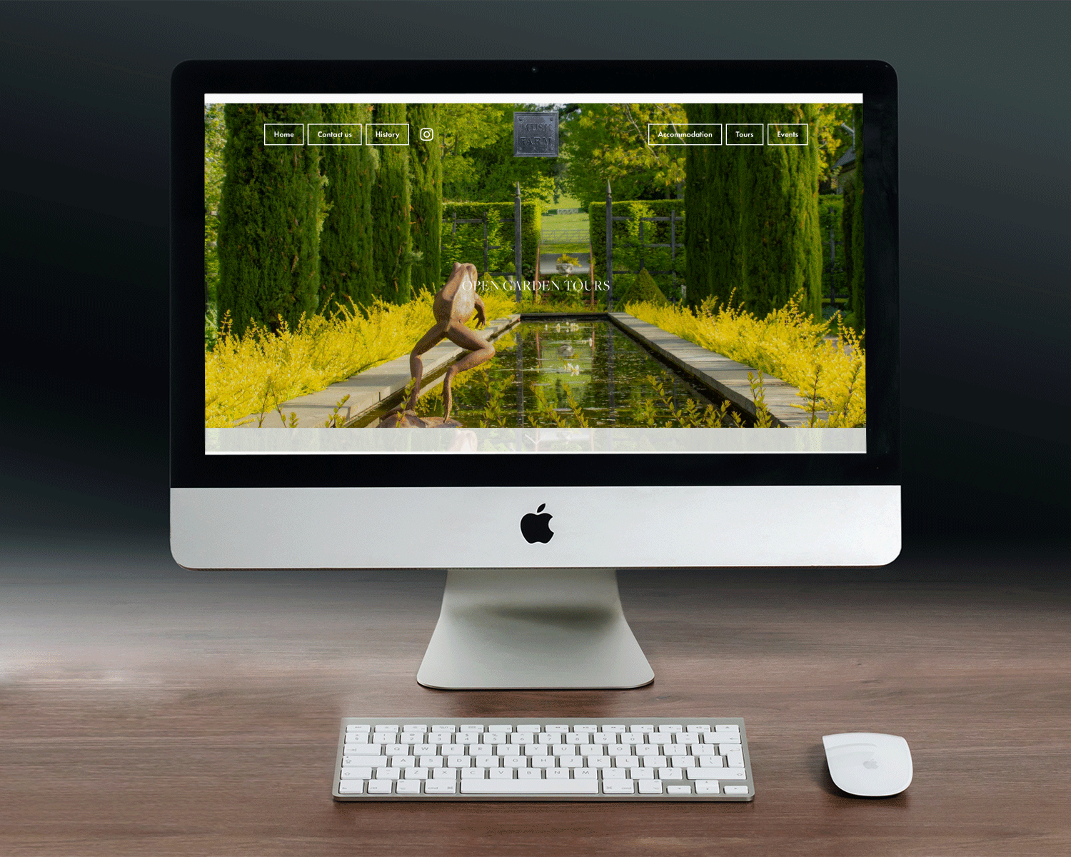 1500x1200px_Musk-Farm-website-previews_0000s_0002_tours.png