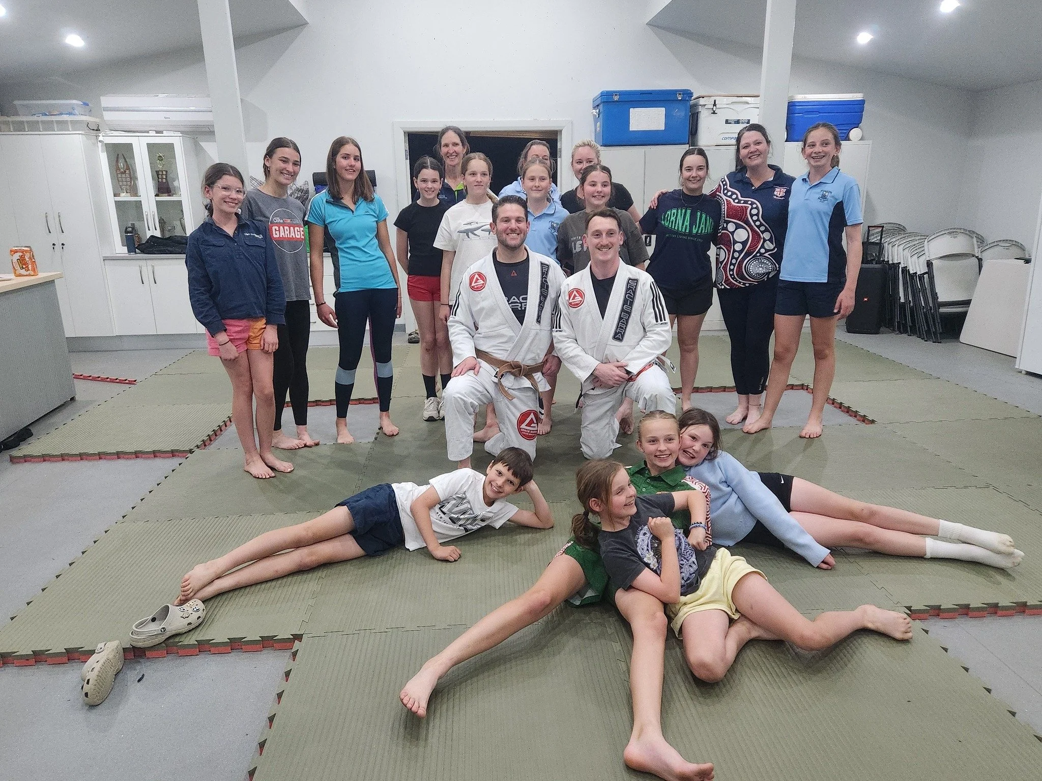 🥋 Self Defence Night in Caragabal! 🥋

A big shoutout to trainer Kylie Matthews for organising a fantastic self defence night for our Caragabal crew last Friday!

Thanks to Dan and Cooper, affiliated with Gracie Barra Jiu Jitsu Orange, who generousl