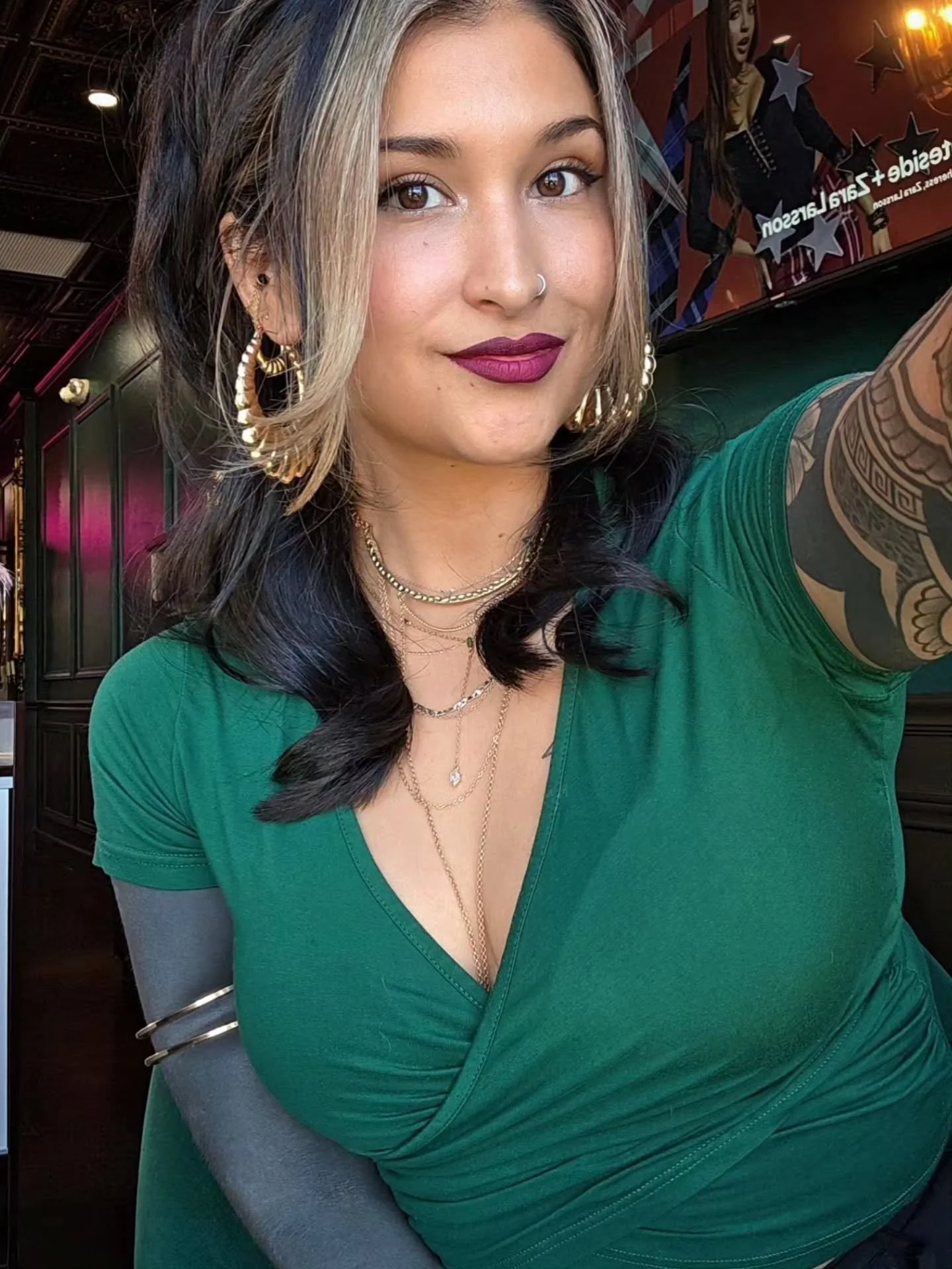 I can't believe October is almost over! Dani and I have our November calendars open. Book with us and let's do something fun!
Were going to be rolling out a BOGO deal for Wednesdays! We gotta work out the details, but I'm curious what you'd want to