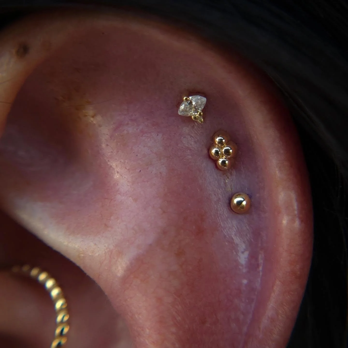 I hadn't seen Marissa in YEARS! It was such a pleasant surprise to have her back and work with adding to her other ear. ✨

Itty bitty classic cuties for this babe ✔️ 💋