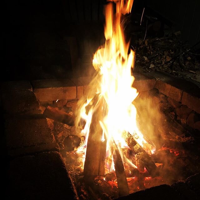 First fire of the season. 🔥 Clear night, good company and smooth jams.  Nothing like grounding into the earth after feeling a topsy turbo day. 
There&rsquo;s a lot of stress to be had these days, whether your grieving what was, having trouble steppi