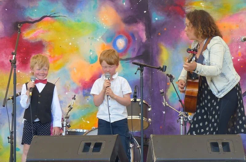 Maiya&kids2017.jpg