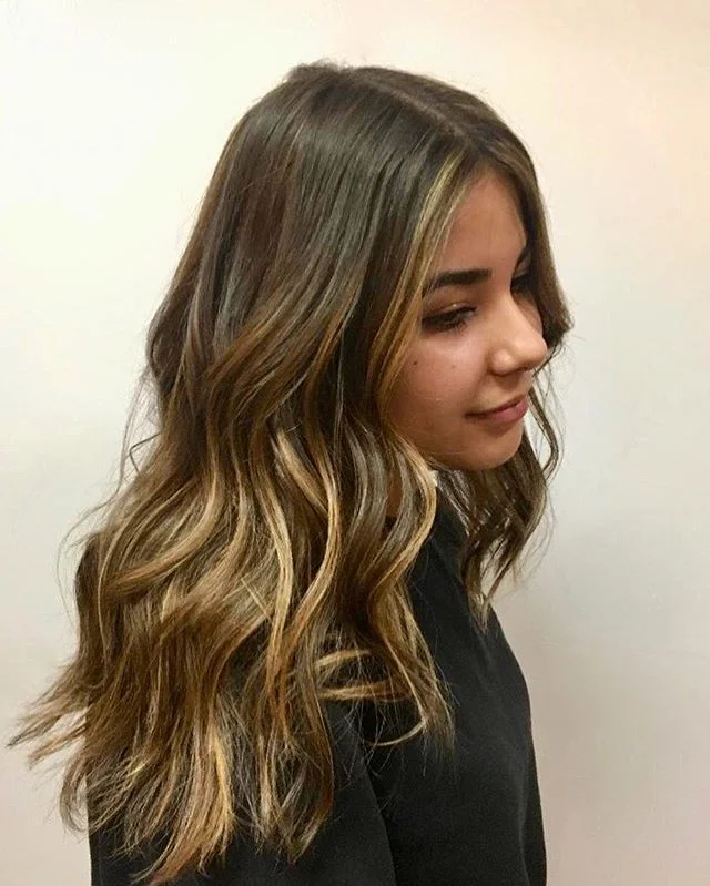 Maria Milanes Hair - Balayage, Brunette, Natural Hair, Sun Kissed, Foilayage, Highlights, Valencia, Los Angeles, Granada Hills