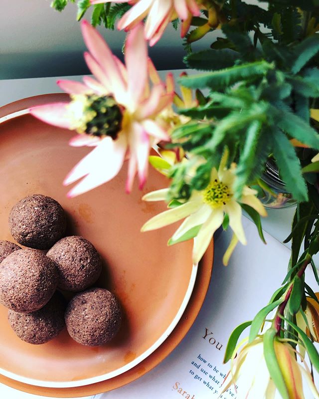 Nutella-ing how delicious these balls are 🤫

Jokes! They&rsquo;re bloody delightful. 
Go on! Try our Nutella protein balls today 🤤
Dare you!

#eatandtheyshallsleep #eatss
.
.
.
#proteinballs #madeingtown #glutenfree #dairyfree #sugarfree #vegan #ba