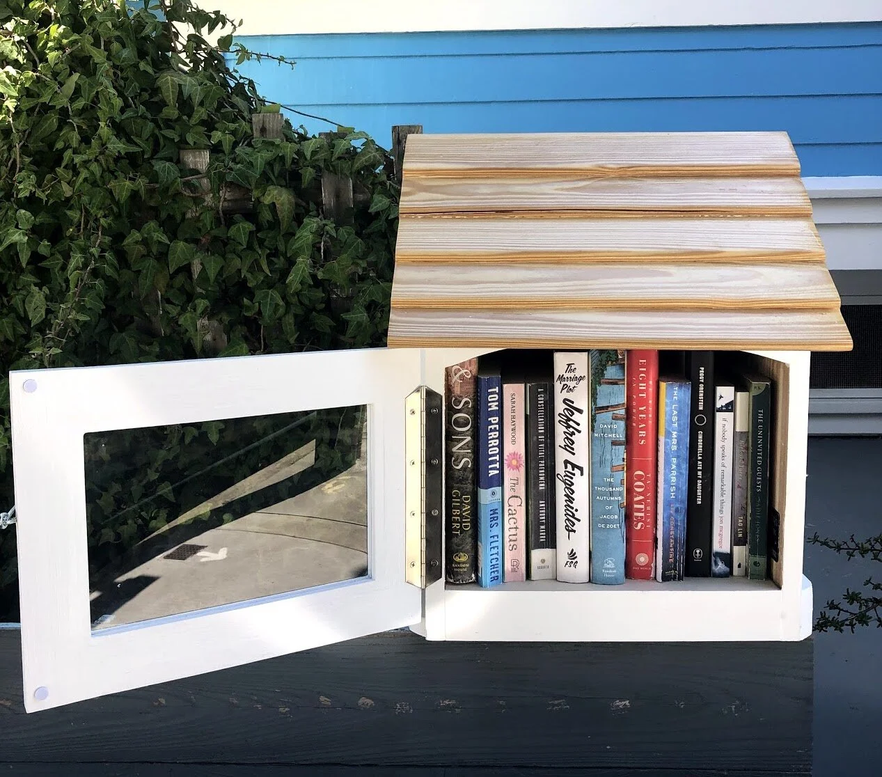 20 Books That Helped Me With Stress, Anxiety, and Overthinking