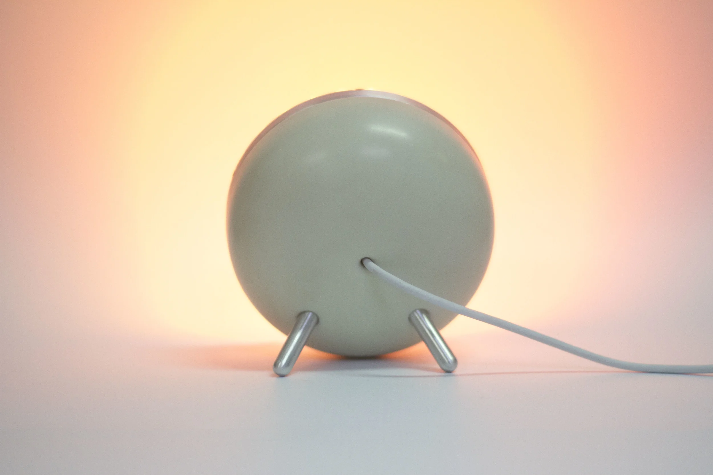 GLO_BACK_1.jpg