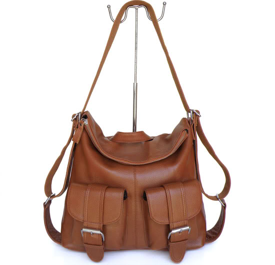 When I found this picture I also found myself thinking, "I need this bag."