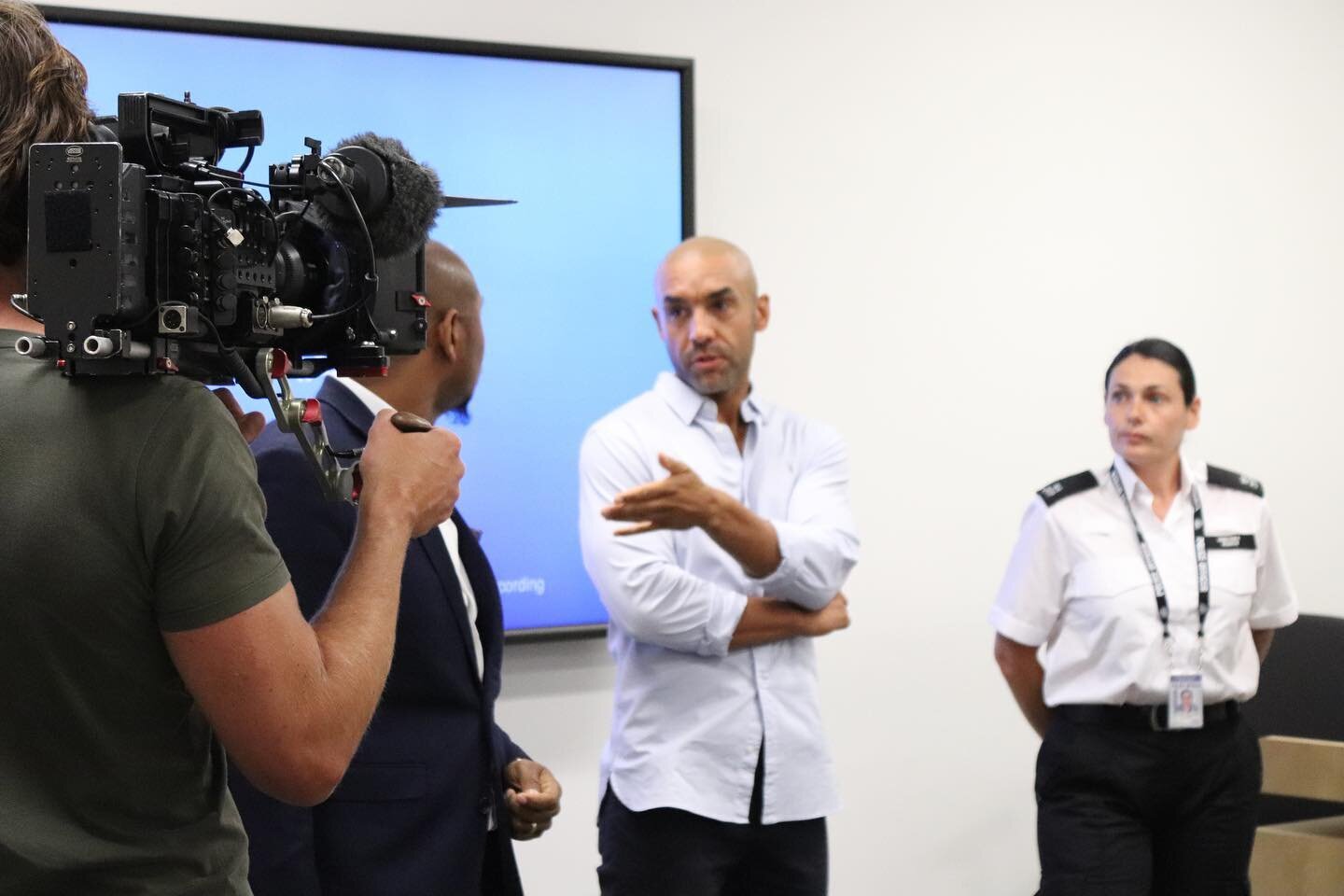 Watch Stop and Search: Policing The Streets? will airing this Thursday at 8.30pm on ITV1 nationally where @alexberesfordtv visited some of our police training around stop and search. Tune in @itv @itv 

#ITVTonight @ITVTonight